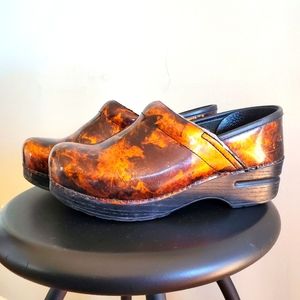 Dansko Clogs, copper, Size 36 EU